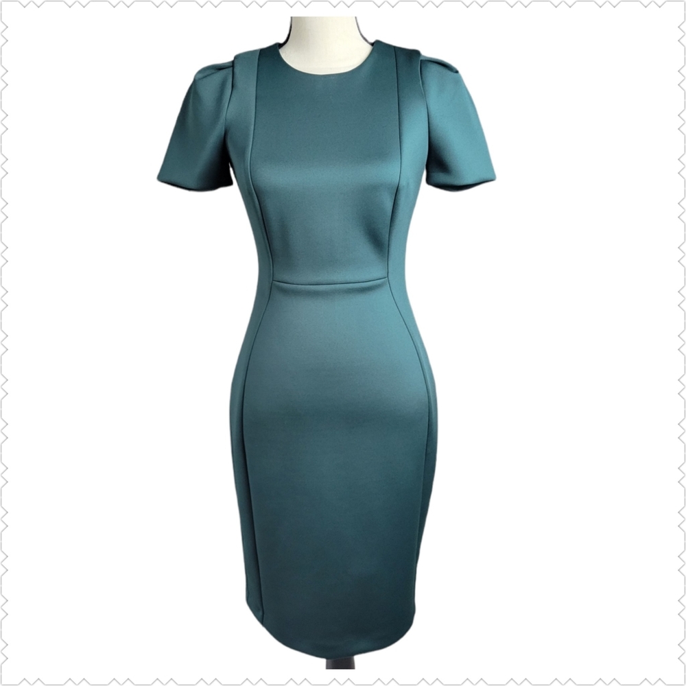 CALVIN KLEIN Scuba Crew Neck Short Sleeve Sheath Dress, Size 2